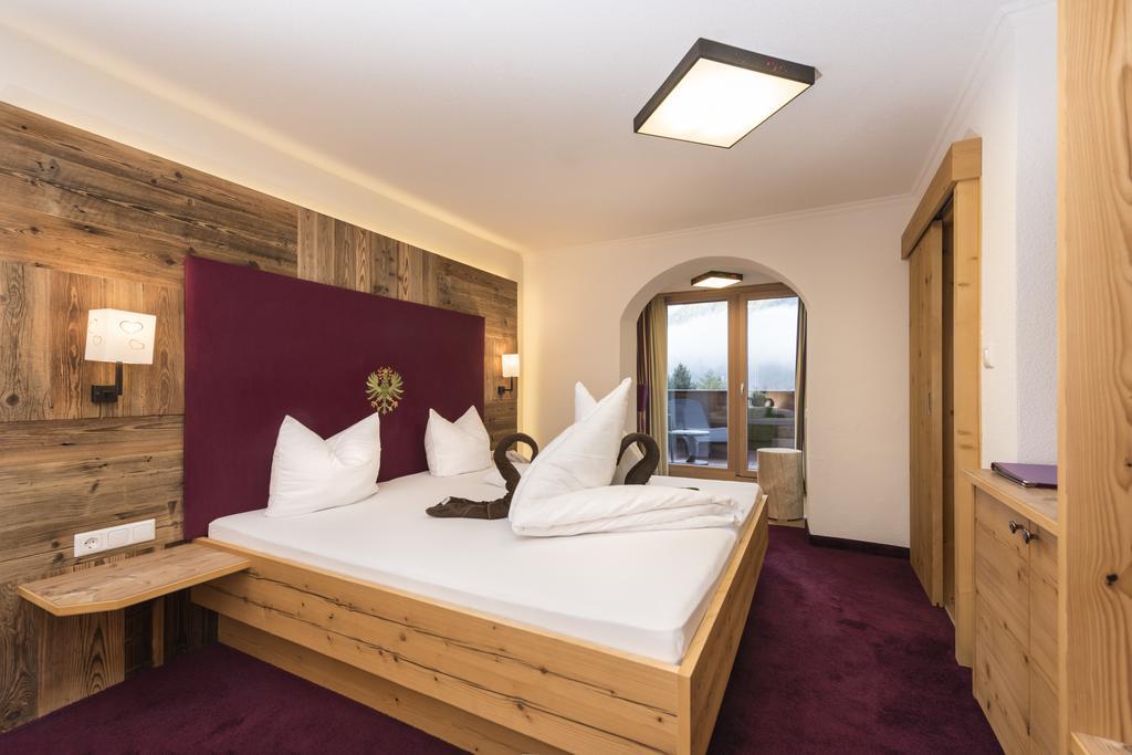 Lifestylepanoramahotel Erika Superior Neustift im Stubaital Phòng bức ảnh